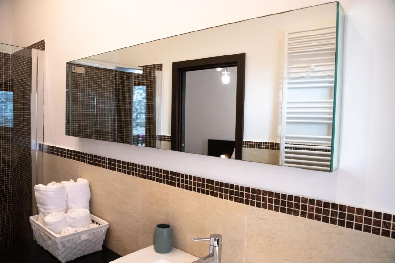 La Giudecca Trani Bed & Breakfast Екстериор снимка